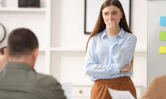 Seks Oyuncağı Almak Ayıp mı? Toplum ve Tabular Üzerine
